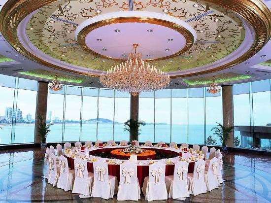 Weihai Golden Bay International Hotel Удобства фото